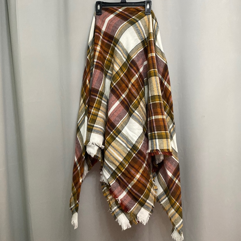 Woman shoulder wrap